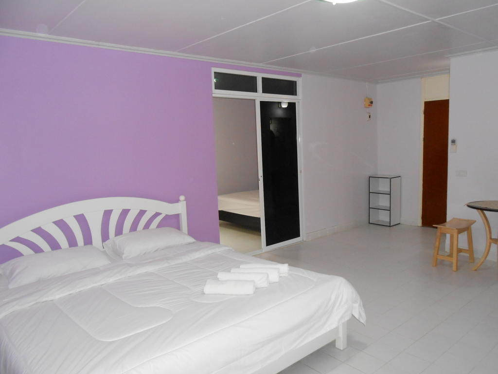 Mt-Room Pak Kret Rum bild